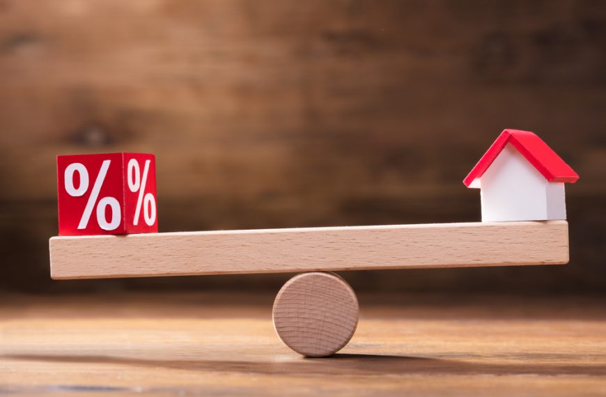 Why Haven’t Mortgage Rates Kept Pace With Low Interest Rates?